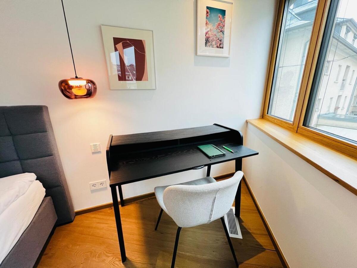 Charming 1 Bedroom With Balcon And Parking * Luxemburg