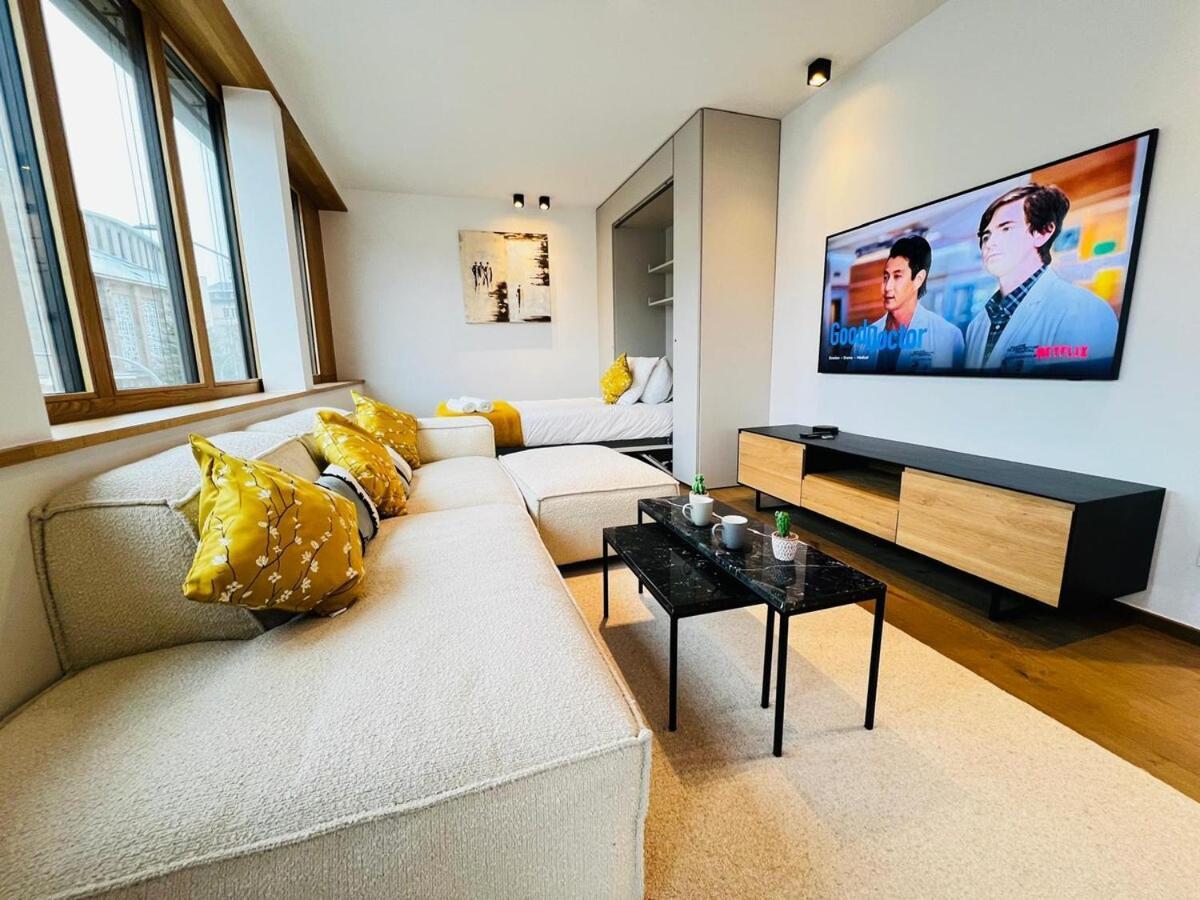Charming 1 Bedroom With Balcon And Parking Apartment